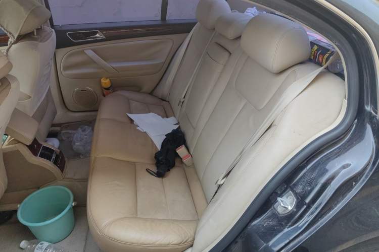 Used Volkswagen Passat 2009 1.8T Automatic Luxury Edition Left Rear Seat