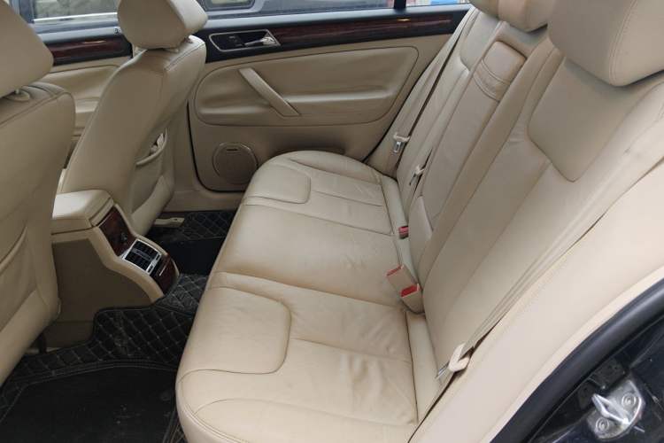 Used Volkswagen Passat 2009 1.8T Automatic Luxury Edition Left Rear Seat