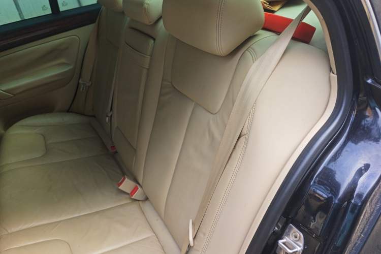 Used Volkswagen Passat 2009 1.8T Automatic Prestige Model Left Rear Seat