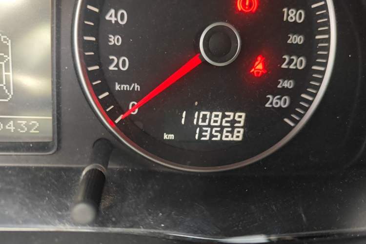 Used Volkswagen Passat 2009 1.8T Automatic Prestige Model Odometer Close Up