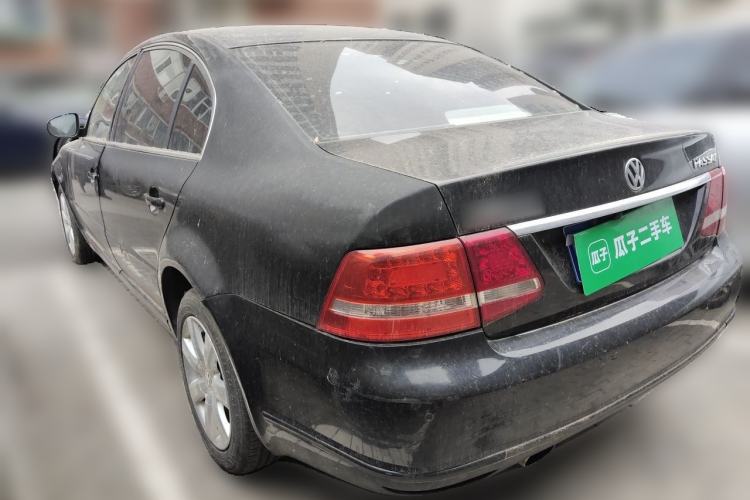 Used Volkswagen Passat 2009 2.0L MFI Manual Luxury Edition Rear Left 45 Deg