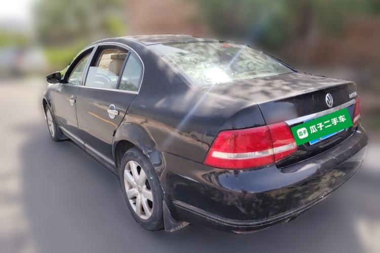 Used Volkswagen Passat 2009 2.0L MFI Manual Luxury Edition Rear Left 45 Deg