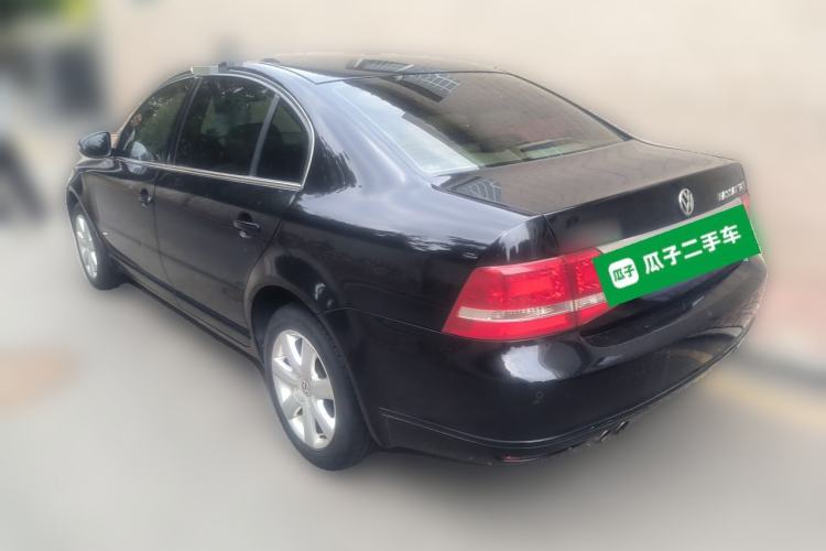 Used Volkswagen Passat 2009 1.8T Manual Luxury Model Rear Left 45 Deg