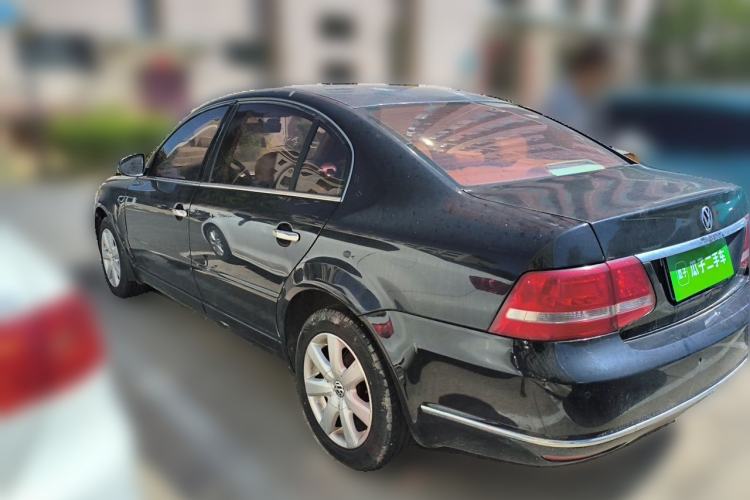 Used Volkswagen Passat 2009 2.0L MFI Manual Luxury Edition Rear Left 45 Deg