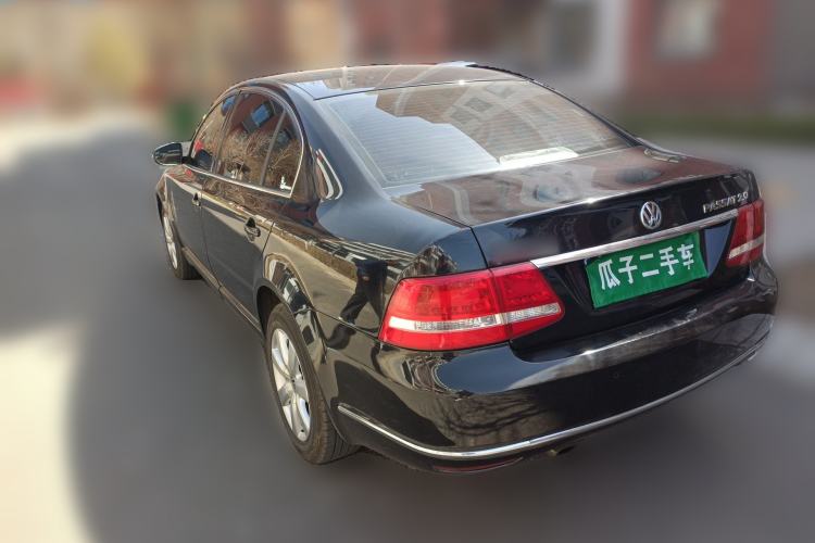 Used Volkswagen Passat 2009 2.0L MFI Manual Luxury Edition Rear Left 45 Deg