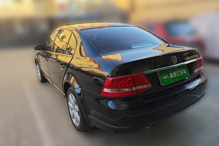 Used Volkswagen Passat 2009 1.8T Manual Luxury Model Rear Left 45 Deg