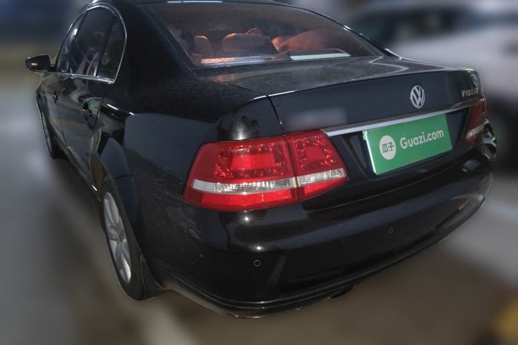 Used Volkswagen Passat 2009 2.0L MFI Manual Luxury Edition Rear Left 45 Deg