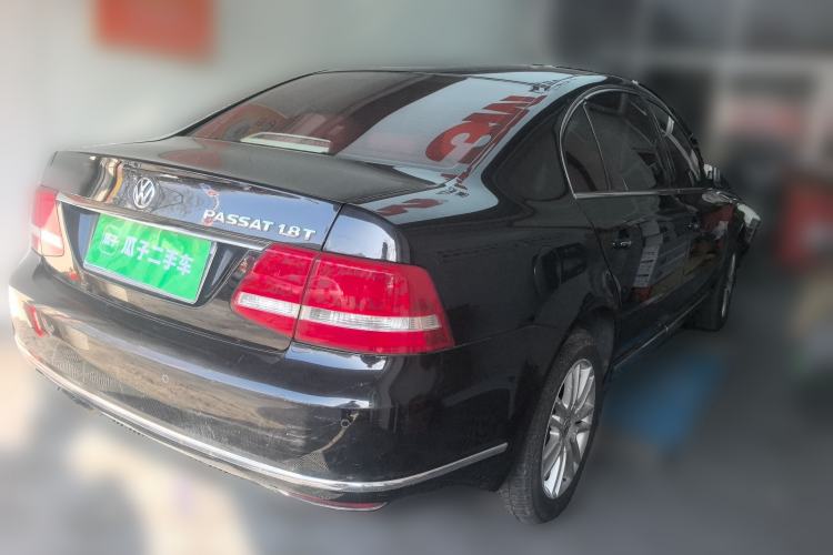 Used Volkswagen Passat 2009 1.8T Manual Luxury Edition Rear Right 45 Deg