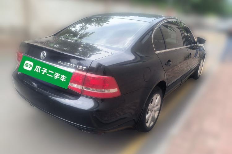 Used Volkswagen Passat 2009 1.8T Manual Luxury Model Rear Right 45 Deg