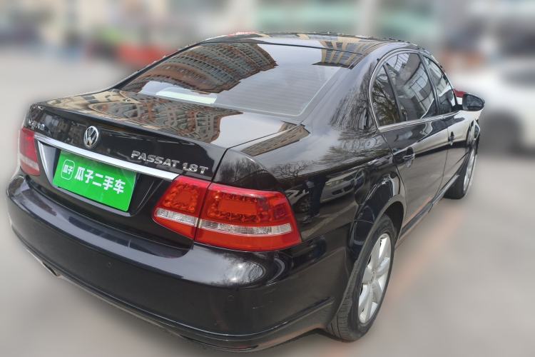 Used Volkswagen Passat 2009 1.8T Manual Luxury Model Rear Right 45 Deg