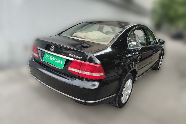 Used Volkswagen Passat 2009 2.0L MFI Automatic Luxury Edition Rear Right 45 Deg
