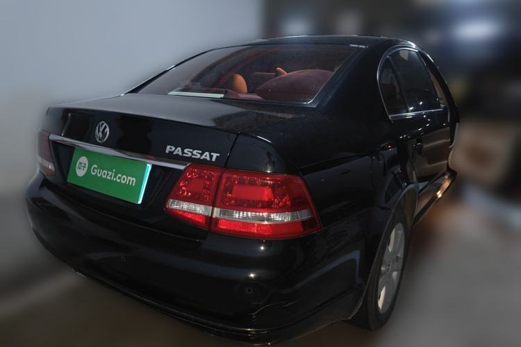 Used Volkswagen Passat 2009 2.0L MFI Manual Luxury Edition Rear Right 45 Deg