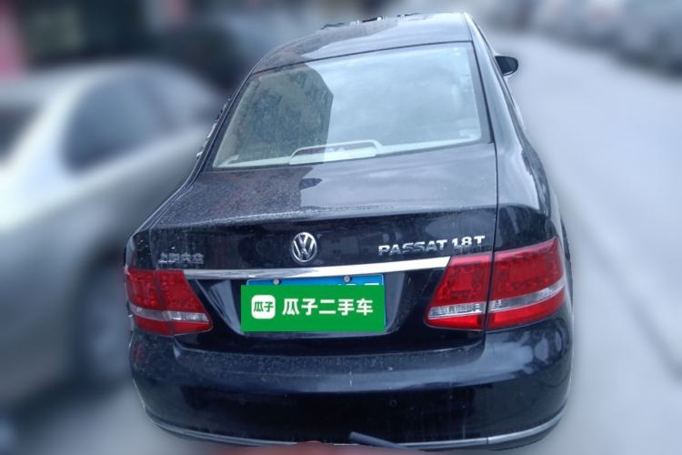 Used Volkswagen Passat 2009 1.8T Automatic Luxury Edition Rear
