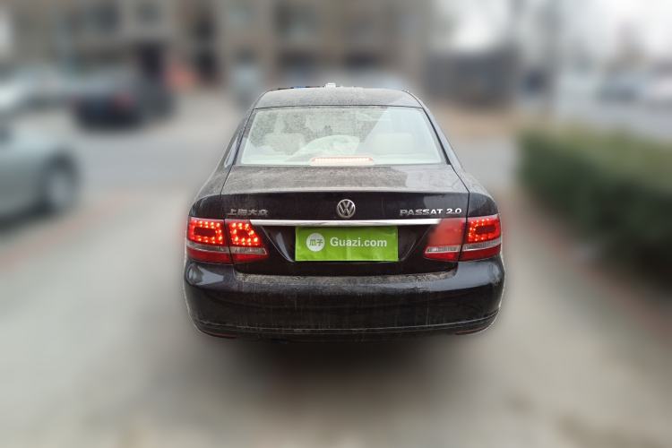 Used Volkswagen Passat 2009 2.0L MFI Automatic Luxury Edition Rear