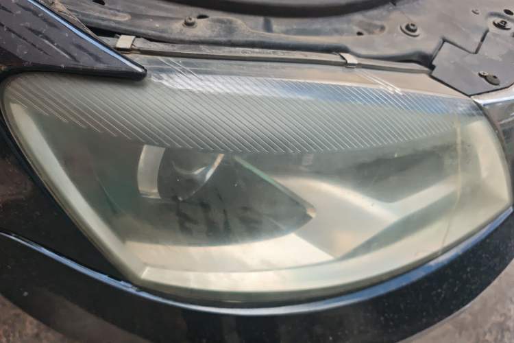 Used Volkswagen Passat 2009 1.8T Automatic Luxury Edition Right Front Headlight