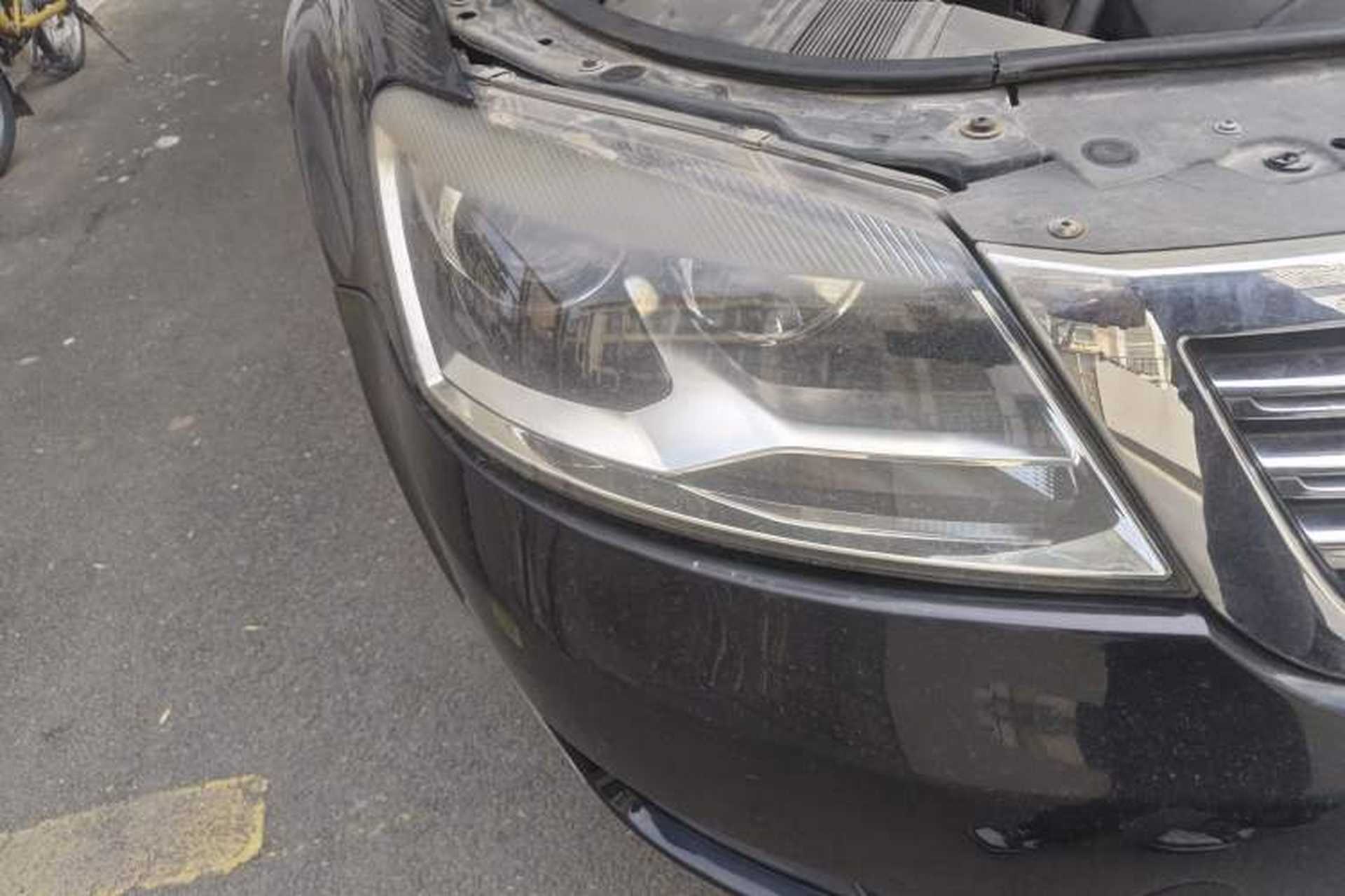 Used Volkswagen Passat 2009 1.8T Manual Luxury Edition Right Front Headlight