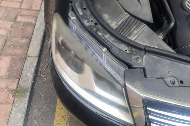 Used Volkswagen Passat 2009 1.8T Manual Luxury Model Right Front Headlight