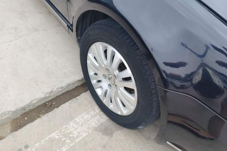Used Volkswagen Passat 2009 1.8T Automatic Zunjie Model Right Front Wheel Hub