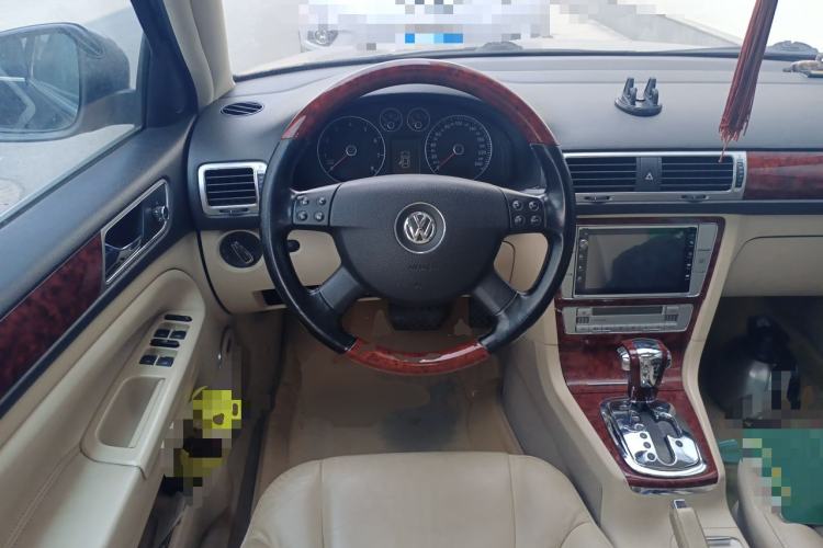 Used Volkswagen Passat 2009 1.8T Automatic Prestige Model Steering Wheel