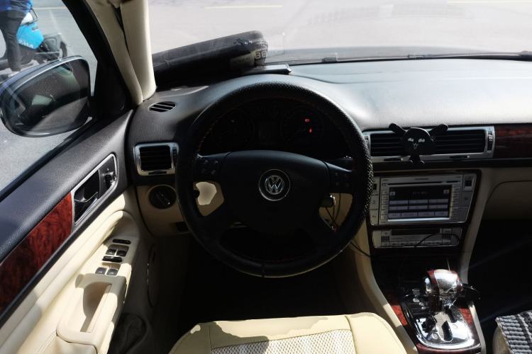 Used Volkswagen Passat 2009 1.8T Automatic Zunjie Model Steering Wheel