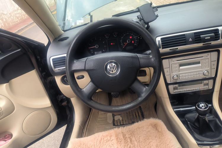 Used Volkswagen Passat 2009 1.8T Manual Luxury Model Steering Wheel