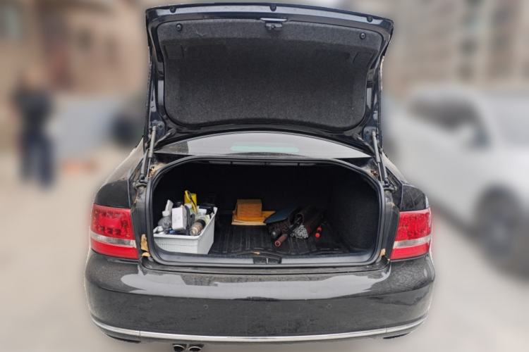 Used Volkswagen Passat 2009 1.8T Automatic Zunjie Model Trunk