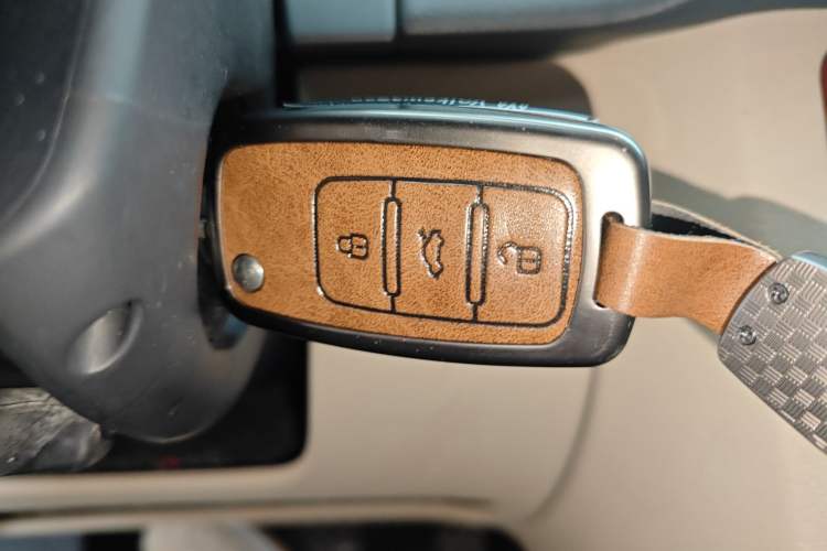 Used Volkswagen Passat 2009 1.8T Automatic Zunjie Model Vehicle Key