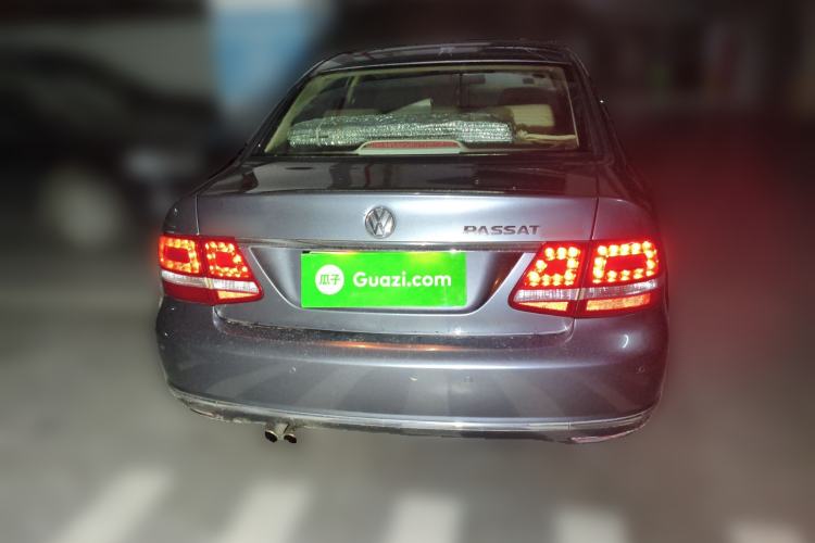 Used Volkswagen Passat 2009 1.8T Automatic Luxury Edition Rear