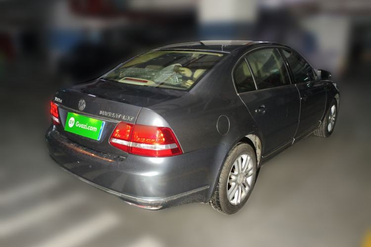 Used Volkswagen Passat 2009 1.8T Automatic Luxury Edition Rear Right 45 Deg