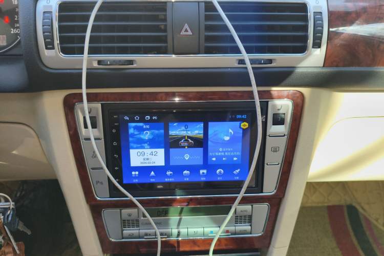 Used Volkswagen Passat 2009 1.8T Automatic Prestige Model Audio And AC Panel
