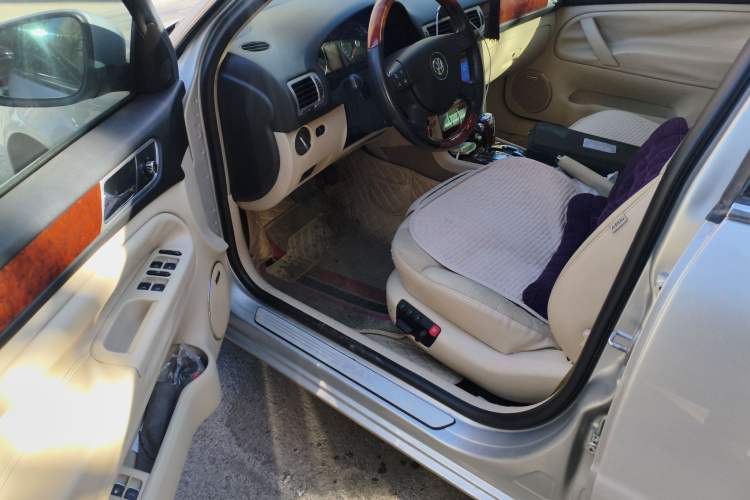 Used Volkswagen Passat 2009 1.8T Automatic Prestige Model Driver Seat