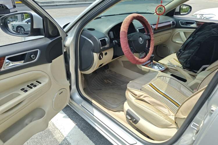 Used Volkswagen Passat 2009 1.8T Automatic Luxury Edition Driver Seat