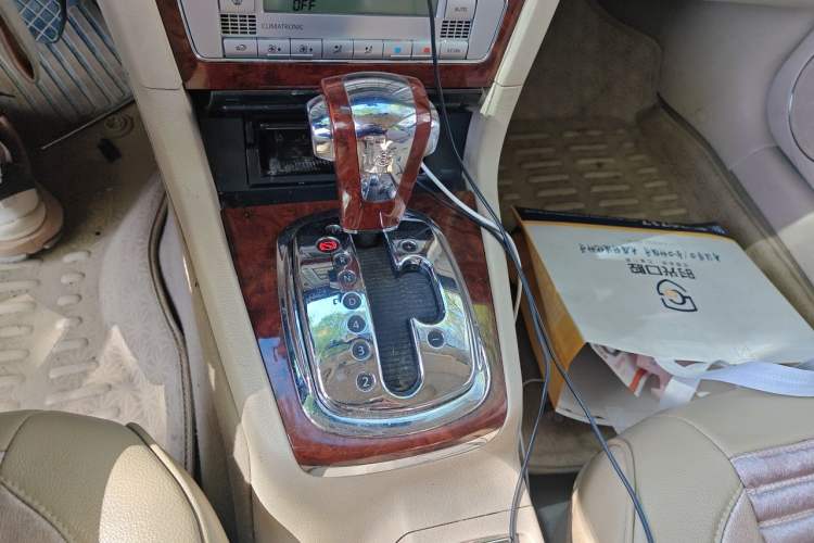 Used Volkswagen Passat 2009 1.8T Automatic Zunjie Model Gear Lever