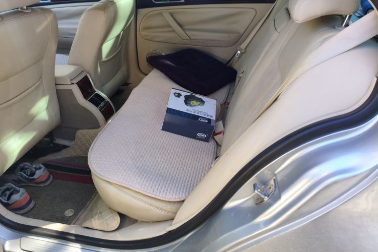 Used Volkswagen Passat 2009 1.8T Automatic Prestige Model Left Rear Seat