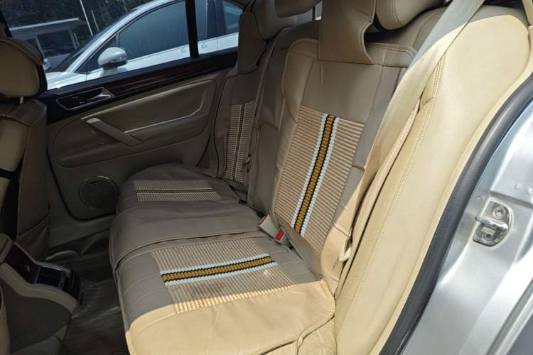 Used Volkswagen Passat 2009 1.8T Automatic Luxury Edition Left Rear Seat