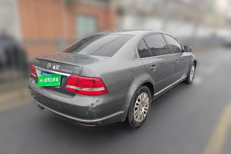 Used Volkswagen Passat 2009 2.8L V6 Automatic Supreme Edition Rear Right 45 Deg