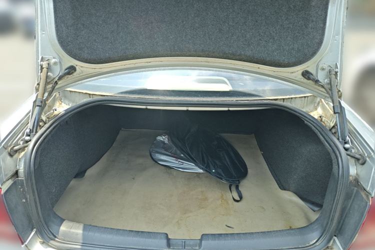 Used Volkswagen Passat 2009 1.8T Automatic Luxury Edition Trunk