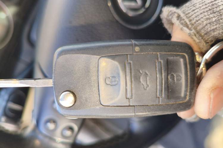 Used Volkswagen Passat 2009 1.8T Automatic Prestige Model Vehicle Key