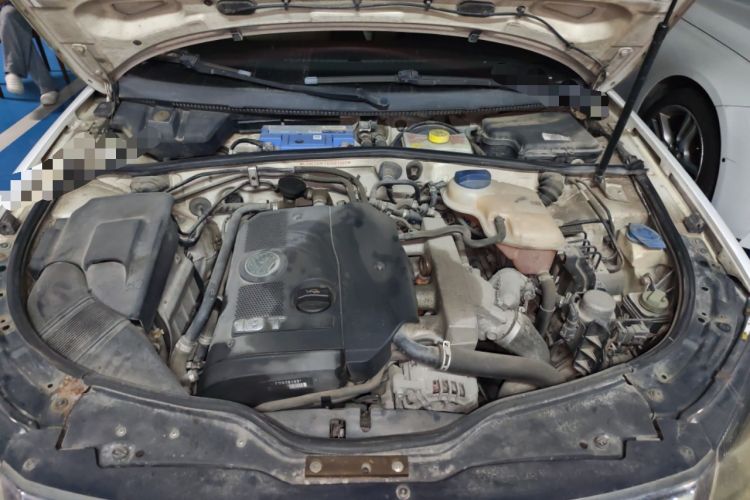Used Volkswagen Passat 2009 1.8T Automatic Prestige Model Engine Bay