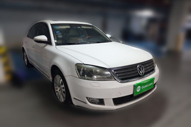 Used Volkswagen Passat 2009 1.8T Automatic Prestige Model Front Right 45 Deg