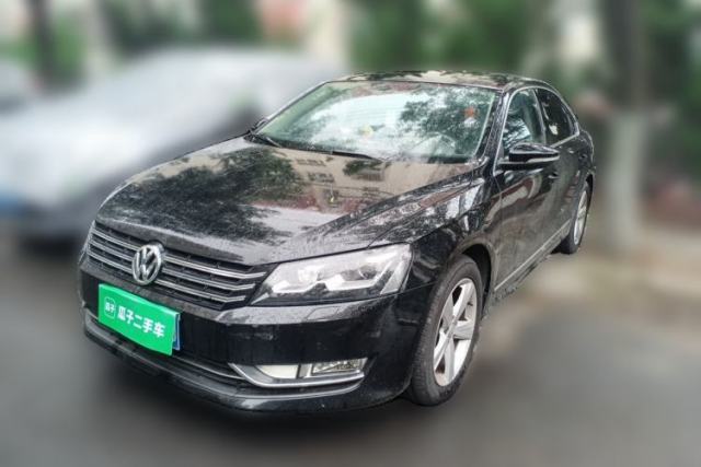Ojetý Volkswagen Passat 2011 1.8TSI DSG Prestige Edition