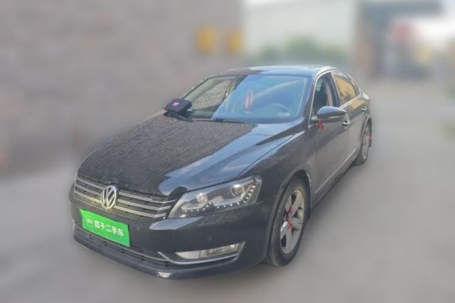Ojetý Volkswagen Passat 2011 2.0 TSI DSG Premium Edition