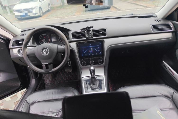 Used Volkswagen Passat 2011 1.4 TSI DSG Prestige Edition Center Console