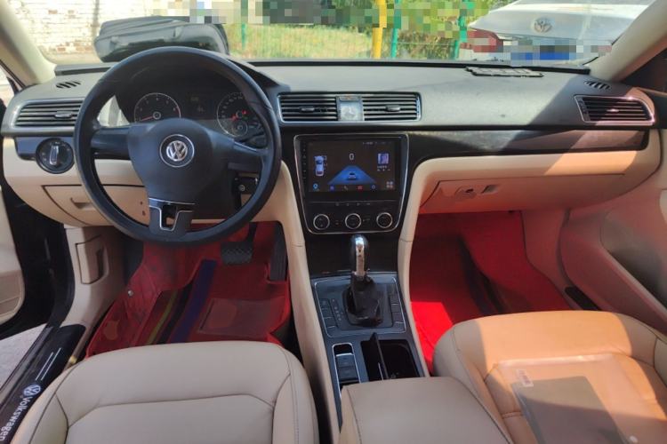 Used Volkswagen Passat 2011 1.8TSI Automatic Prestige Edition Center Console
