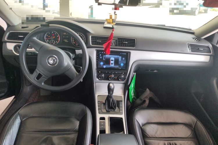 Used Volkswagen Passat 2011 1.8TSI Automatic Prestige Edition Center Console