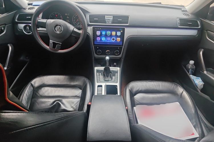 Used Volkswagen Passat 2011 1.8 TSI DSG Prestige Edition Center Console