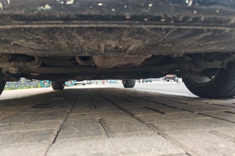 Used Volkswagen Passat  Chassis Front