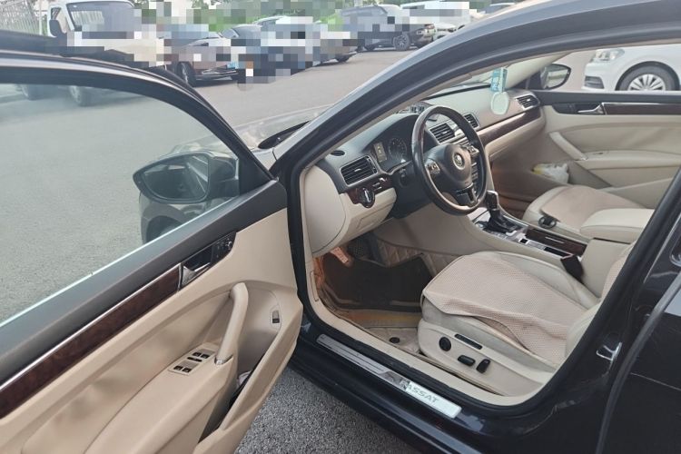 Used Volkswagen Passat 2011 2.0 TSI DSG Ultimate Edition Driver Seat
