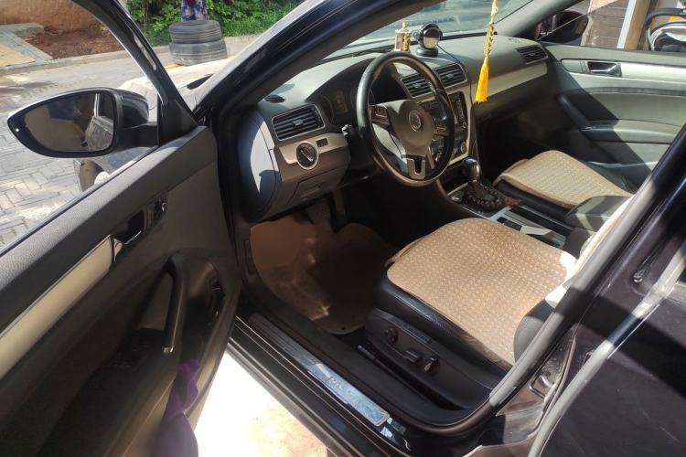 Used Volkswagen Passat 2011 2.0 TSI DSG Ultimate Edition Driver Seat