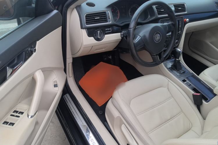 Used Volkswagen Passat 2011 1.8 TSI DSG Prestige Edition Driver Seat